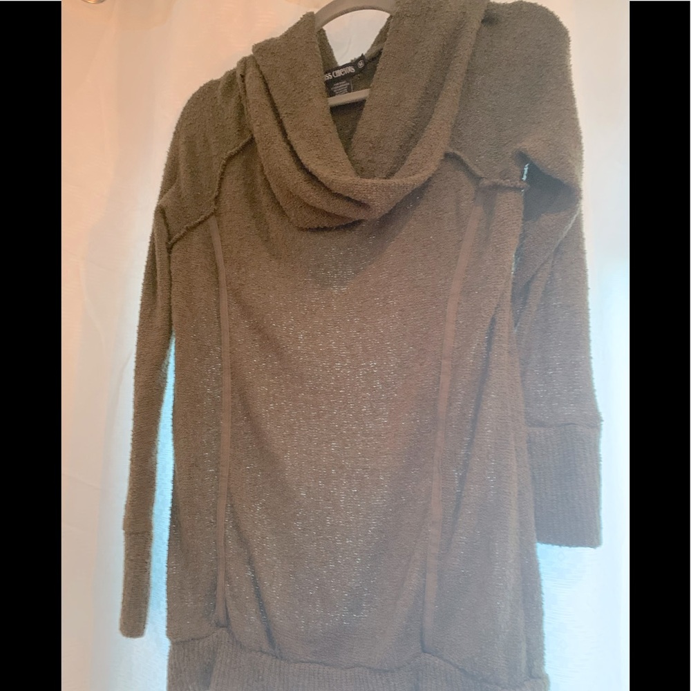 miss chievous moss sweater
